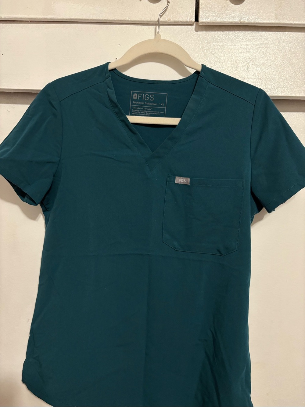 FIGS Women's V-Neck Scrub Top and pants set Top Xs Pants XS/ P